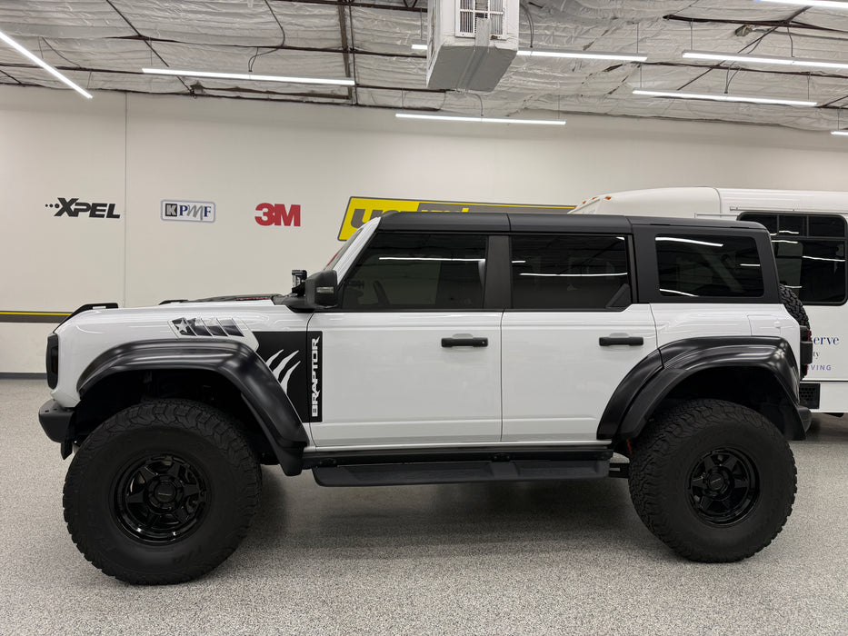 Bronco Raptor "GLADE" Fender Graphics