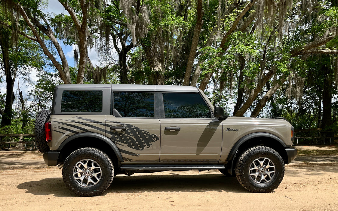 Bronco Flag side-panel graphics
