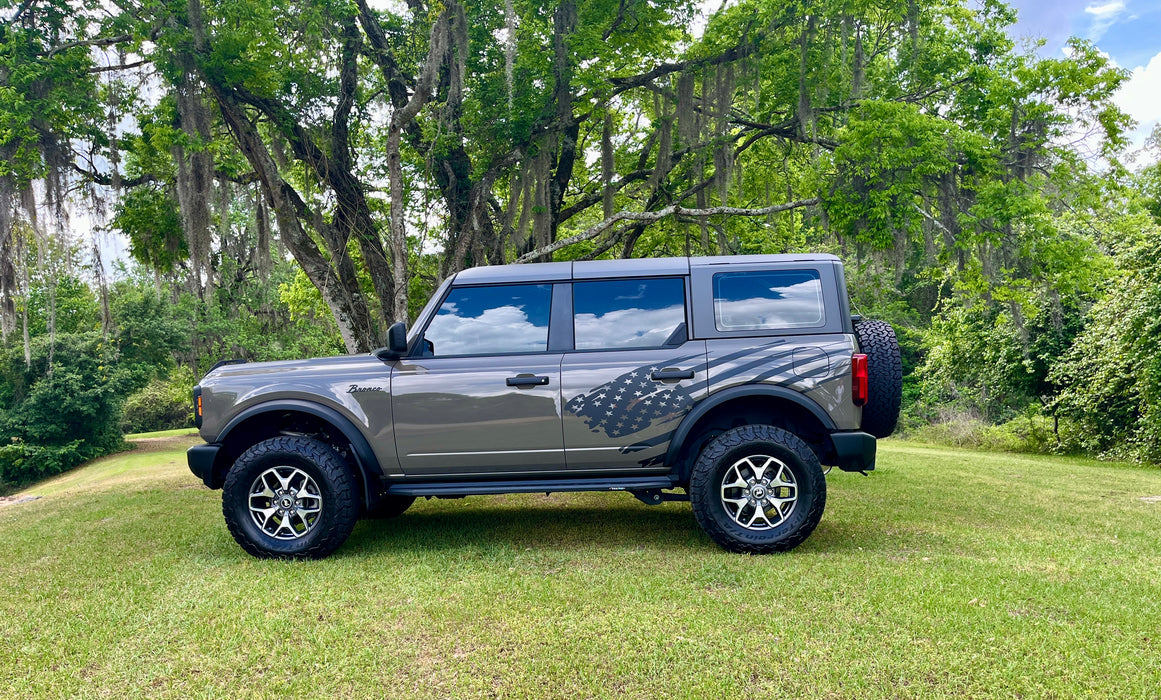 Bronco Flag side-panel graphics