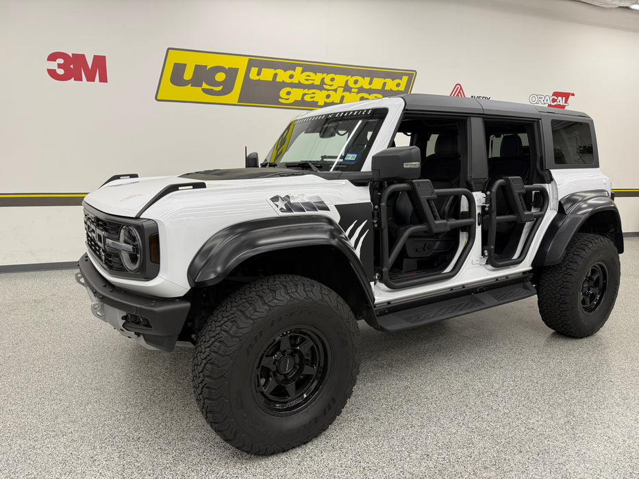 Bronco Raptor "GLADE" Fender Graphics